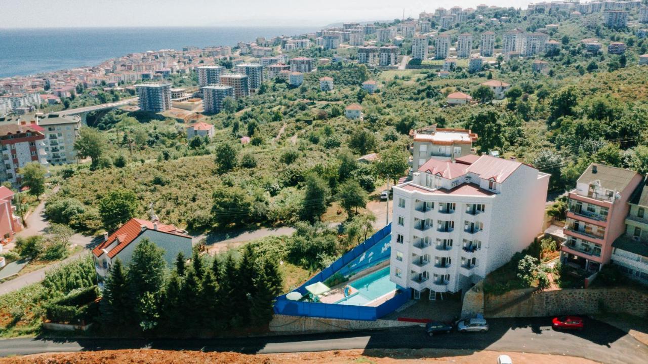 Arezzo Deluxe Otel Trabzon Esterno foto